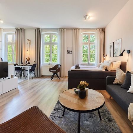 Studio3 Zentral Und Ruhig Mit Parkplatz, 5 Min Z Bali-T Und Gop, Boxspringbett Бад-Эйнхаузен Экстерьер фото