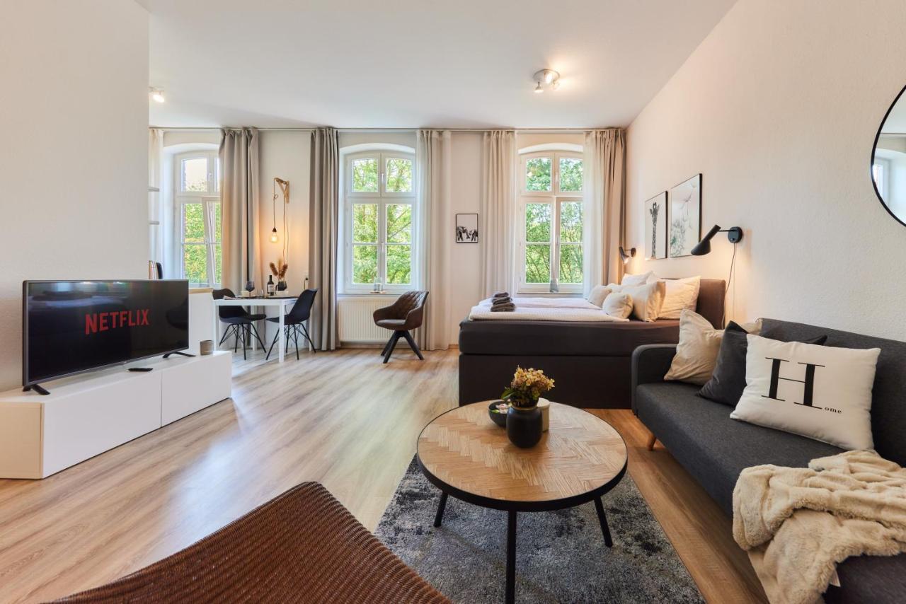 Studio3 Zentral Und Ruhig Mit Parkplatz, 5 Min Z Bali-T Und Gop, Boxspringbett Бад-Эйнхаузен Экстерьер фото