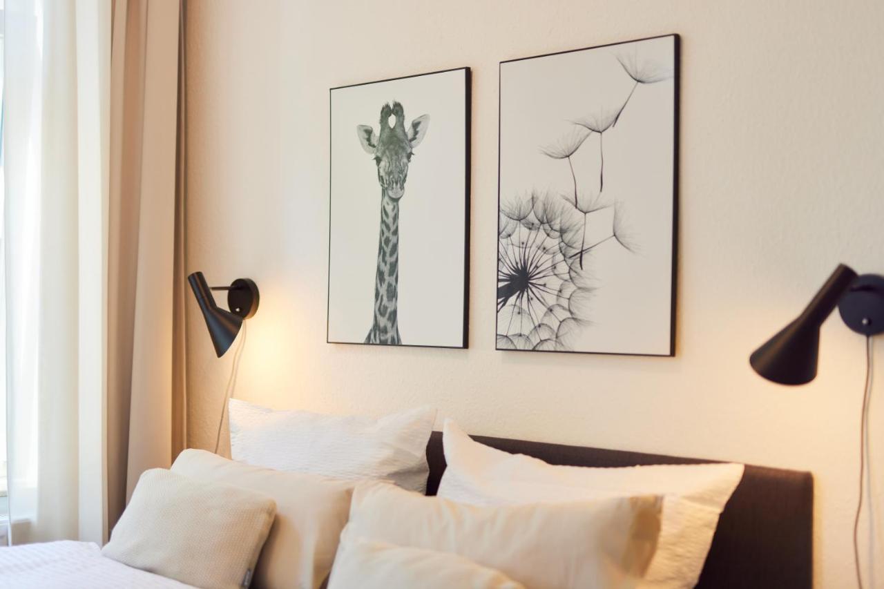 Studio3 Zentral Und Ruhig Mit Parkplatz, 5 Min Z Bali-T Und Gop, Boxspringbett Бад-Эйнхаузен Экстерьер фото